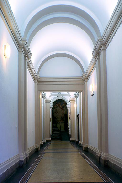 ホテルPremier Cavour ローマ エクステリア 写真